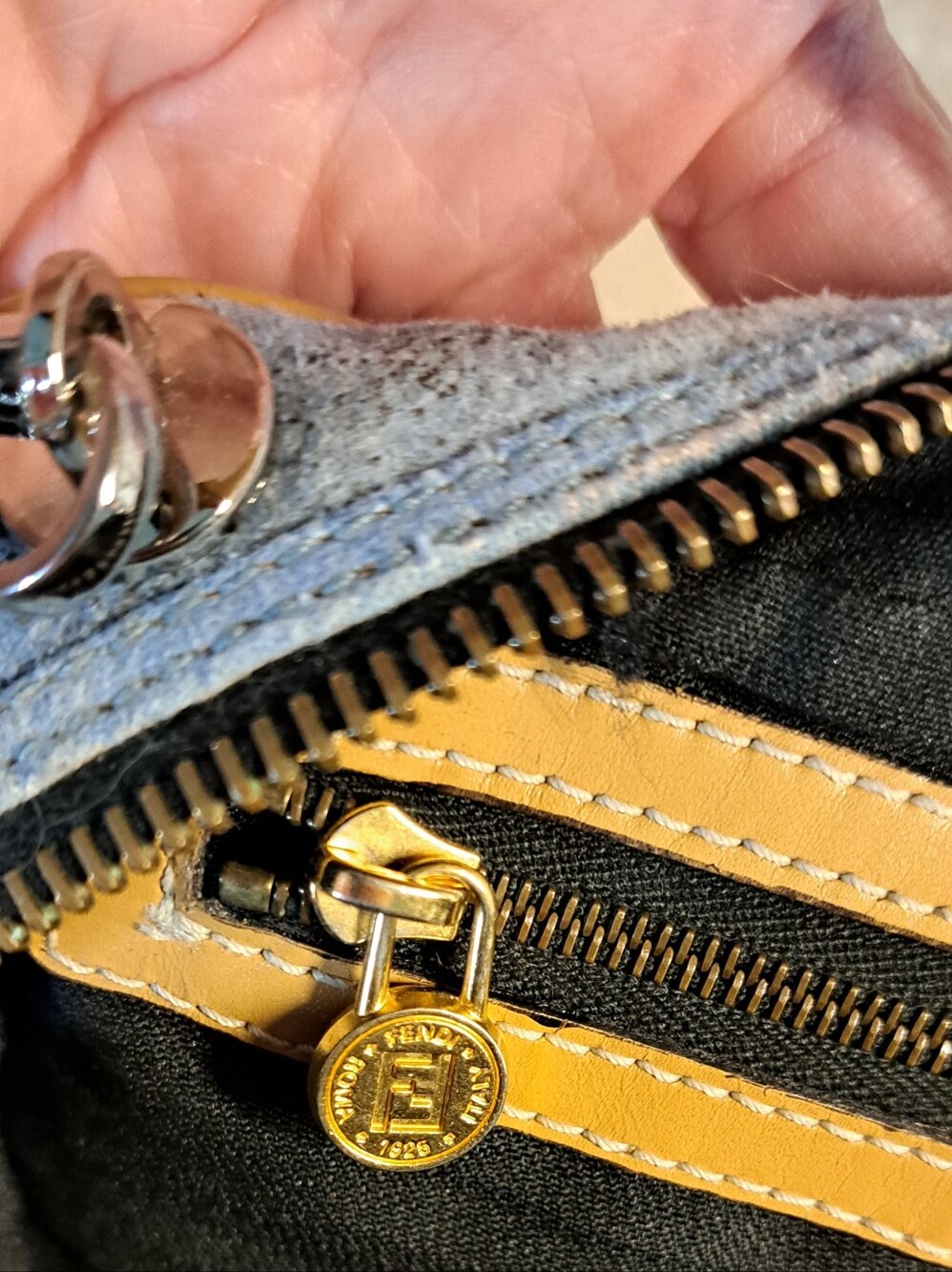 Vintage Fendi Roma Boho Rehabed Crossbody Bag - Picture 9 of 16